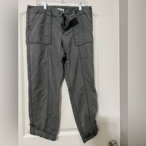 Loft cargo pants green